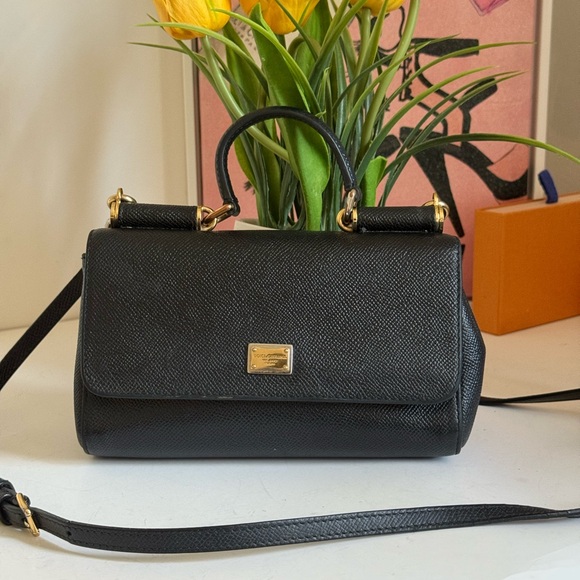 Dolce & Gabbana Sicily handbag “LIKE NEW “ - Picture 3 of 17